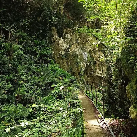 Σπίτι διακοπών Village Hideaway With Views